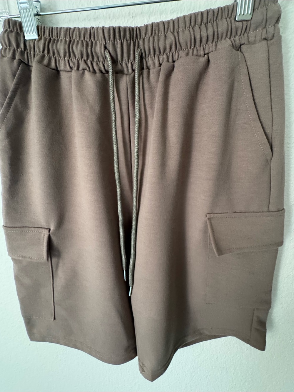 Neer NWT Women’s Cargo Sweat Bermuda Shorts - Taupe